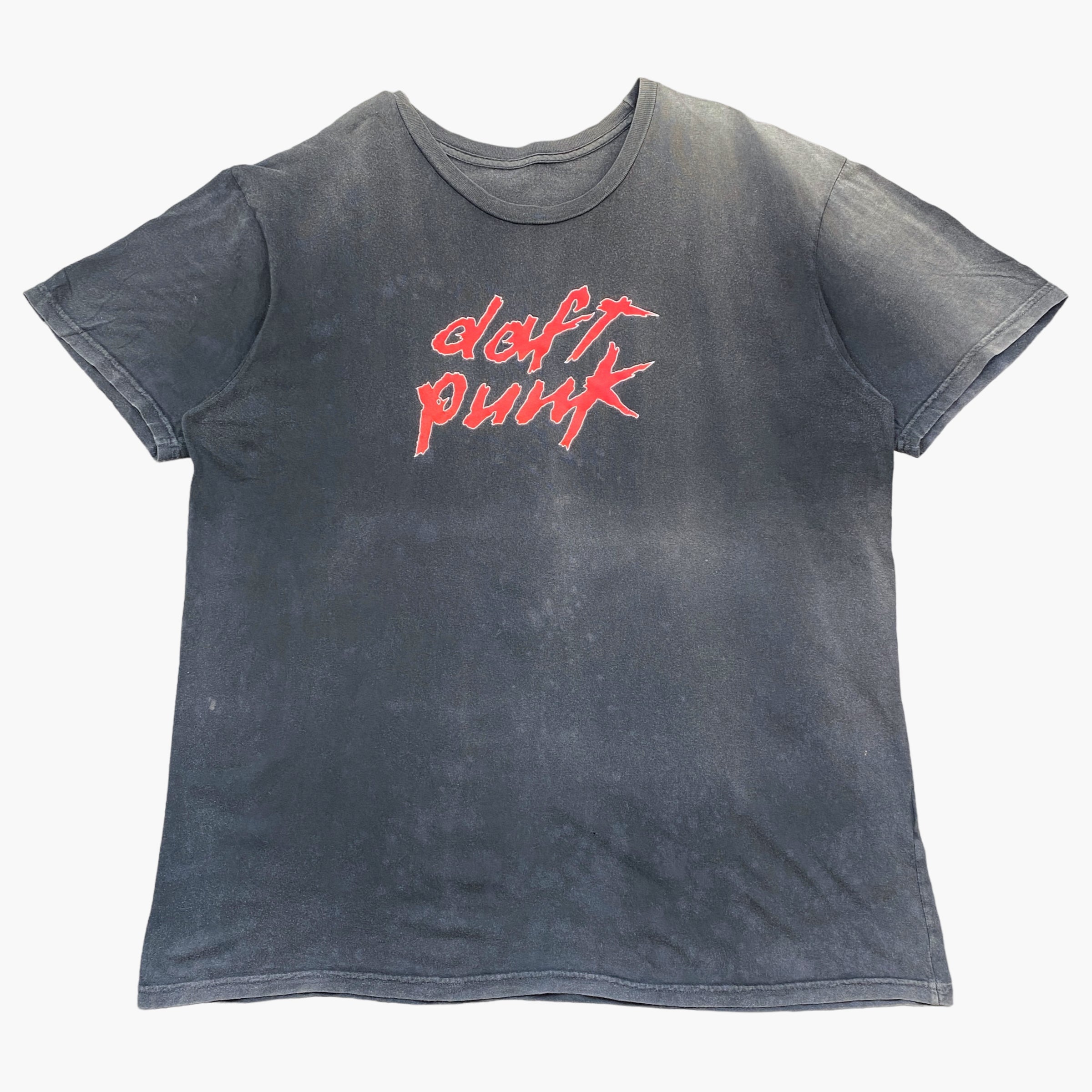 4B24E737-BF00-40F3-8870-