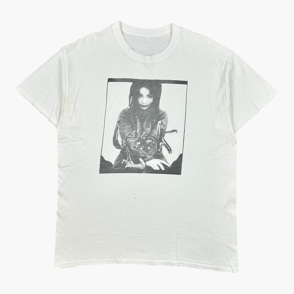EARLY 00S BJORK T-SHIRT – JERKS™