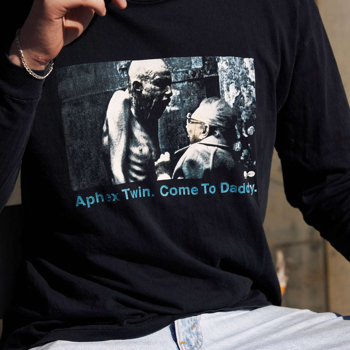 トップス WARD BOUND Aphex Twin Long Sleeve L Aphex Twin Long Sleeve – HOMEWARD BOUND CO
