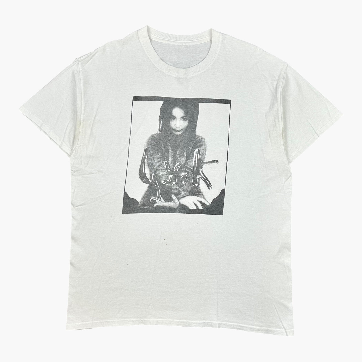 EARLY 00S BJORK T-SHIRT