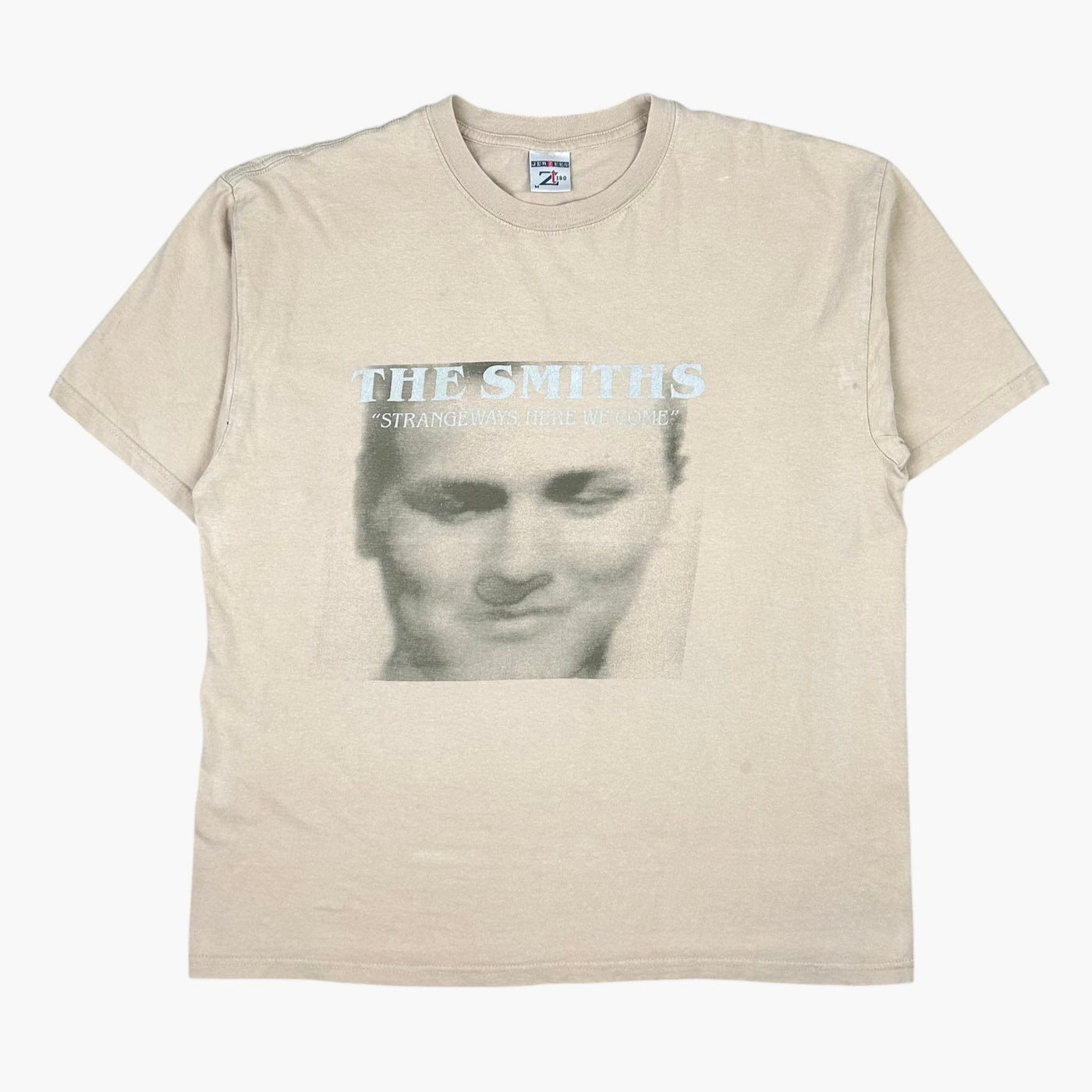 C. 00 THE SMITHS T-SHIRT