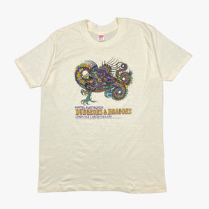 1982 DUNGEONS AND DRAGONS T-SHIRT