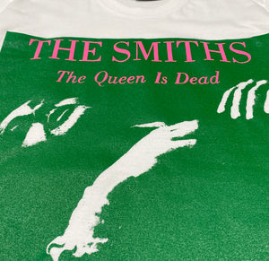 C. 00 THE SMITHS BABY TEE