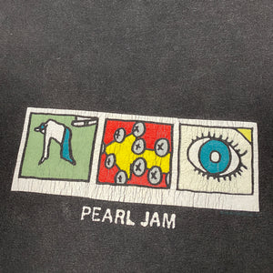 Pearl Jam Shirt Detail